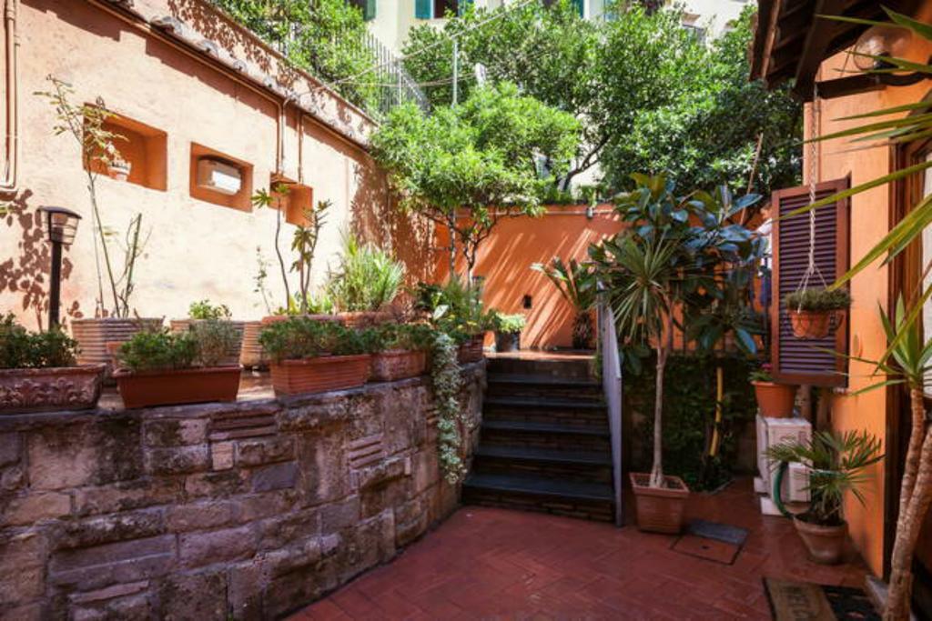 Апартаменты Cortile House Рим Экстерьер фото